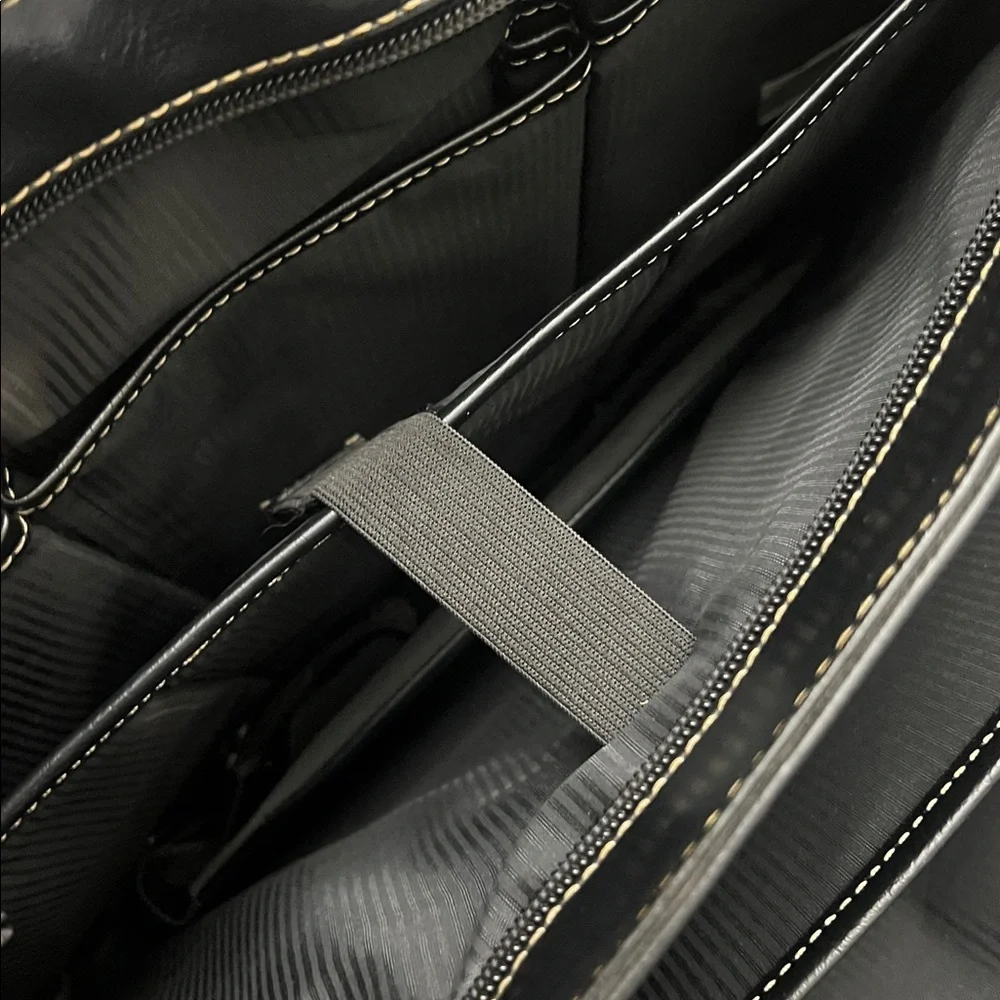 Elegant Black Bag computer laptop bag